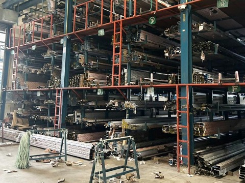 รับออกแบบติดตั้งงานกระจกอลูมิเนียมทุกชนิด